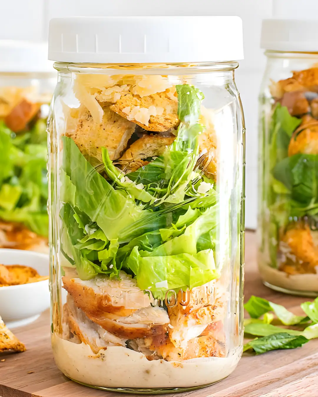 Ensalada césar en tarro con salsa original